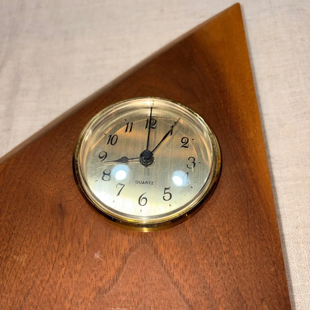 Vintage‎ Repurposed Barn Wood Desk Clock Barn Again Furniture Co Quartz Analog